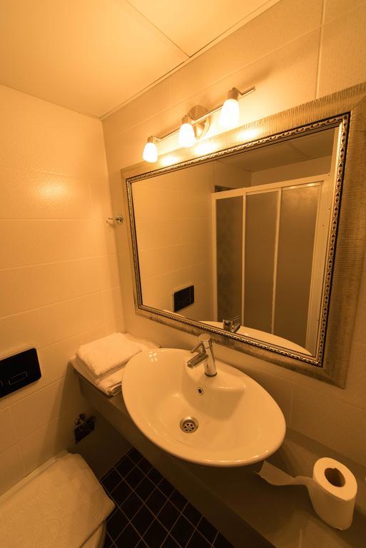Ileri Hotel & Apartments Çeşme Extérieur photo